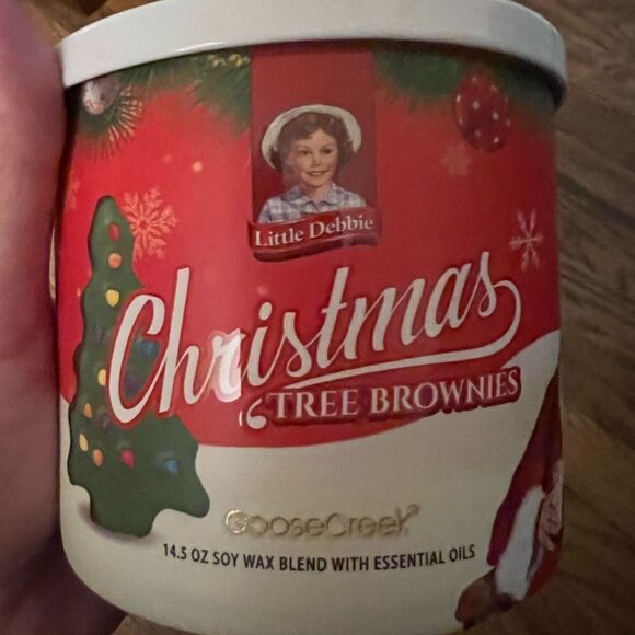 Goose Creek Limited Edition 3 Wick Candle Christmas Tree Brownies 14.5 oz - Picture 1 of 8